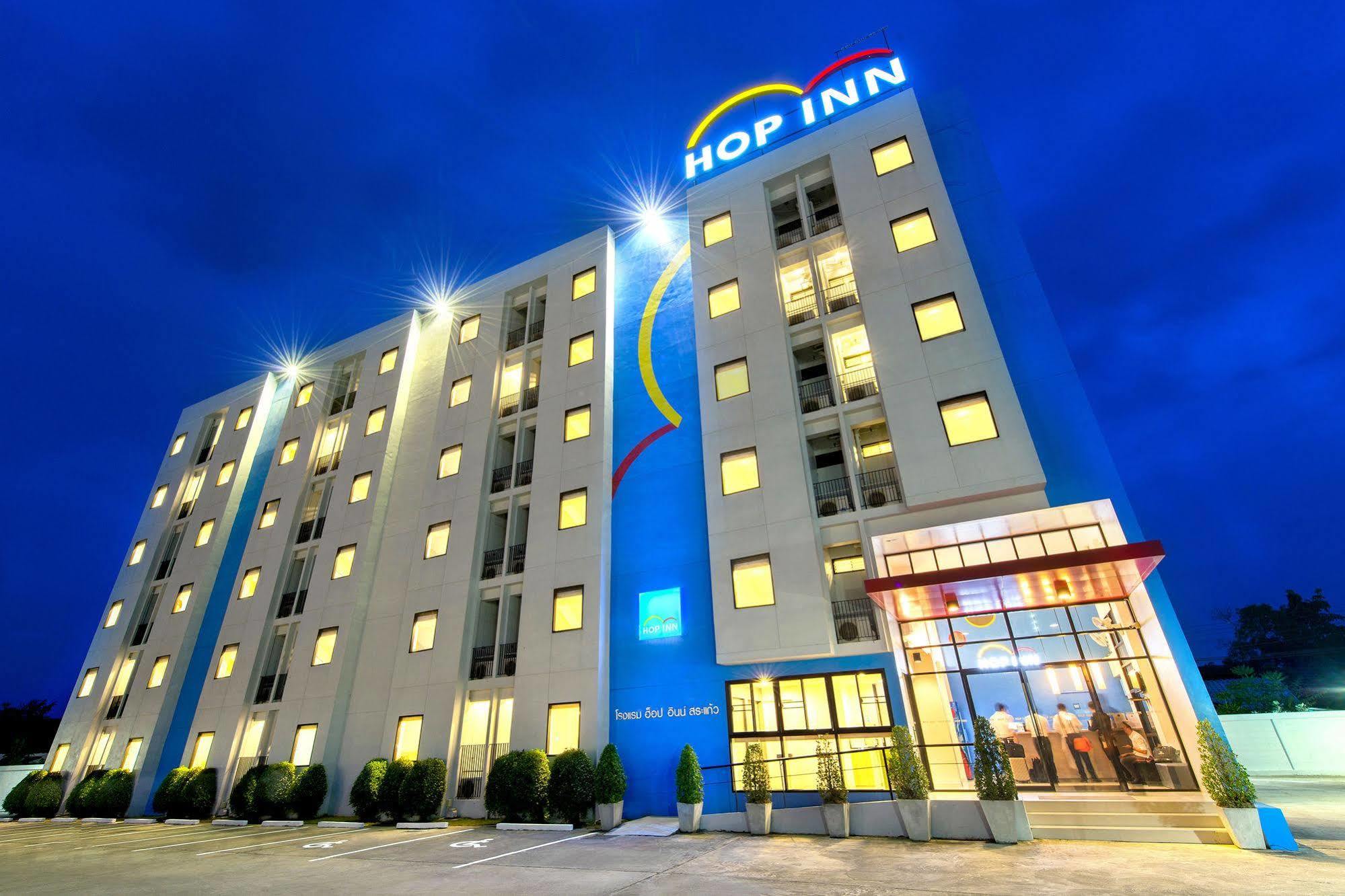 Hop Inn Phuket Екстериор снимка