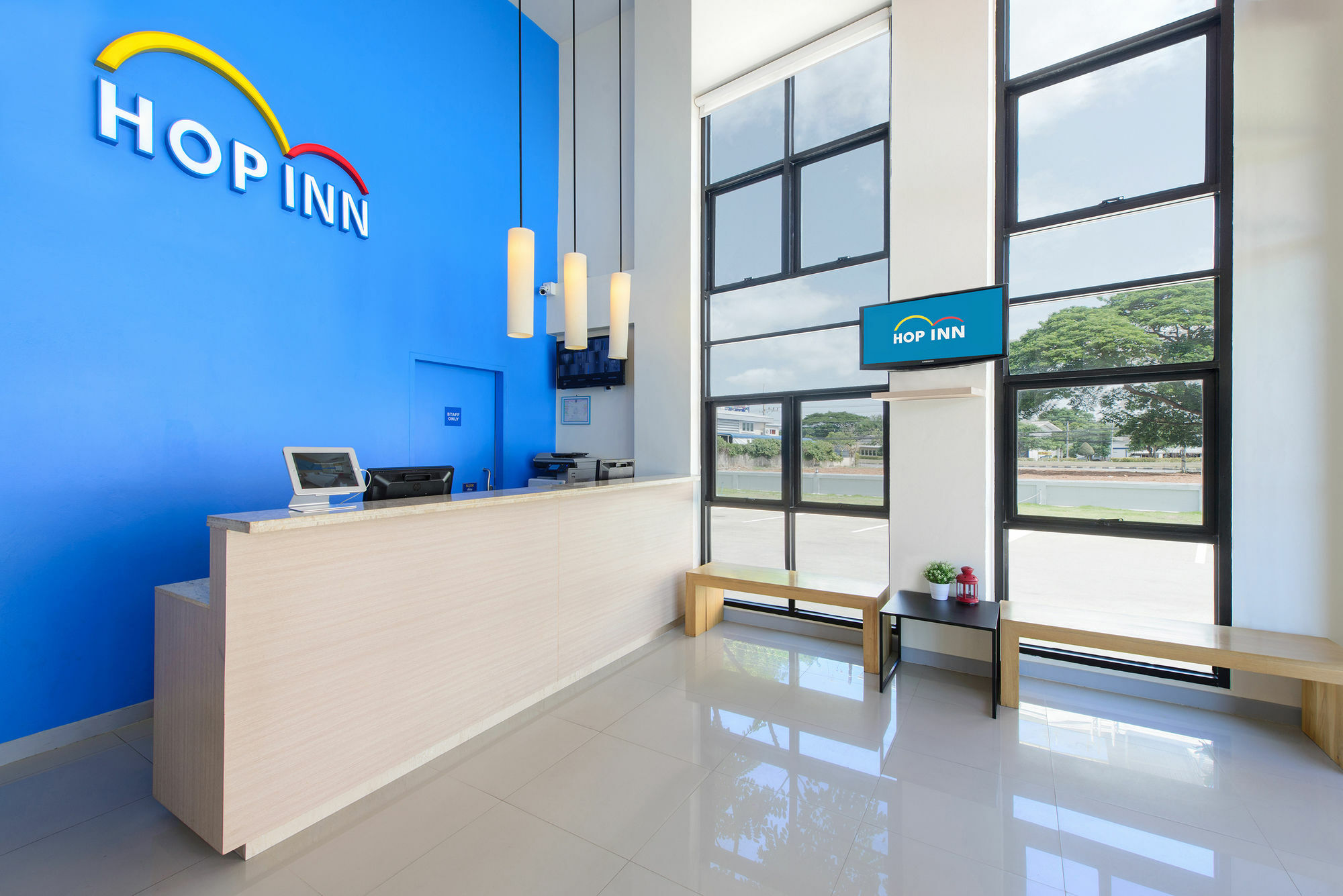 Hop Inn Phuket Екстериор снимка